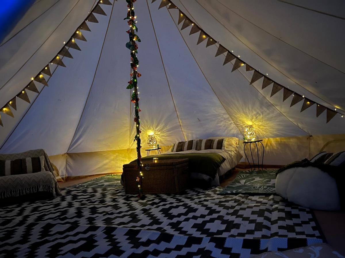Country View Camping Bratton Екстериор снимка