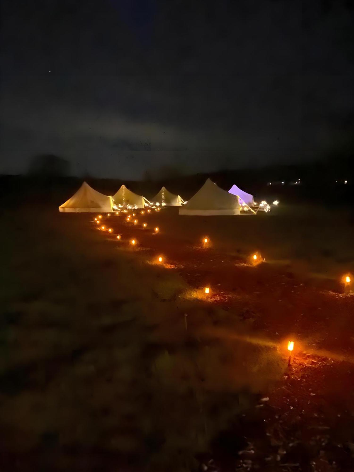 Country View Camping Bratton Екстериор снимка